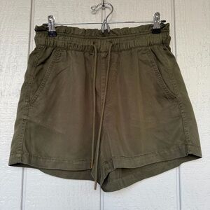 LOFT Khaki Women's Cargo Shorts